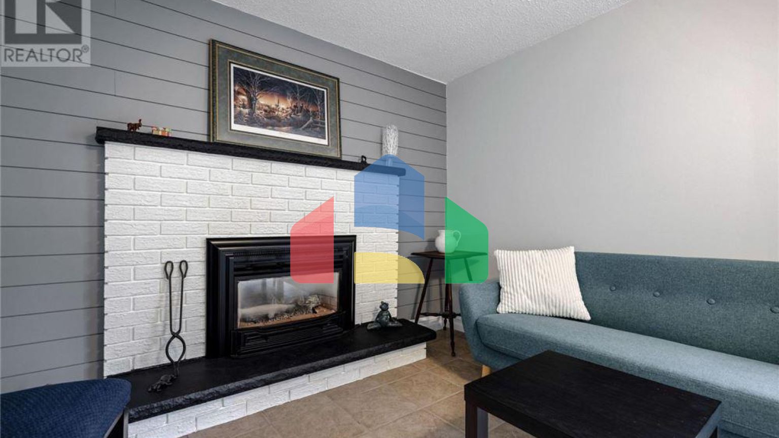 Residential - Single Family Home - Orangeville, Canada - Canada