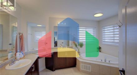 Residential - Single Family Home - Orangeville, Canada - Canada