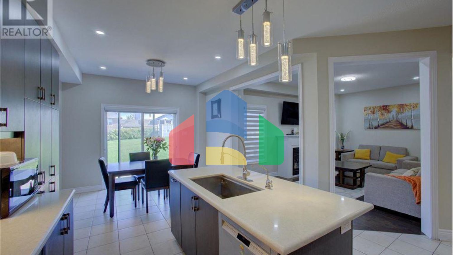 Residential - Single Family Home - Orangeville, Canada - Canada