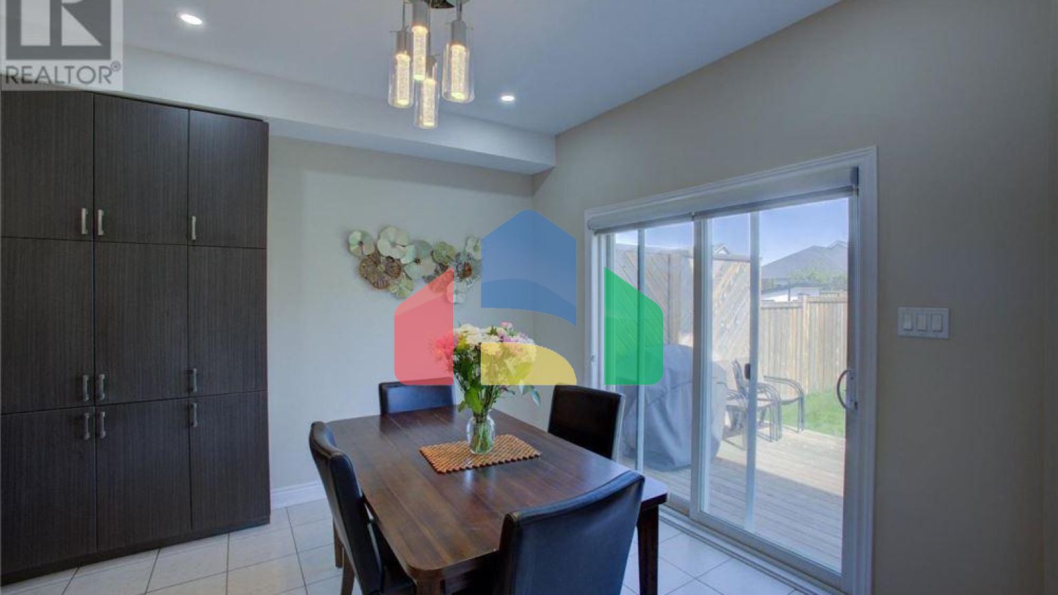 Residential - Single Family Home - Orangeville, Canada - Canada