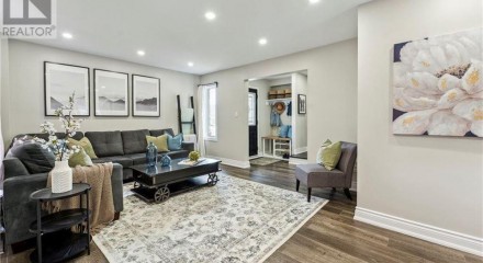 Residential - Single Family Home - Orangeville, Canada - Canada