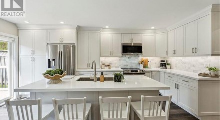 Residential - Single Family Home - Orangeville, Canada - Canada