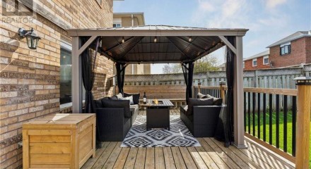 Residential - Single Family Home - Orangeville, Canada - Canada