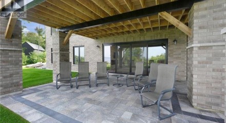 Residential - Single Family Home - Tiny, Canada - Canada