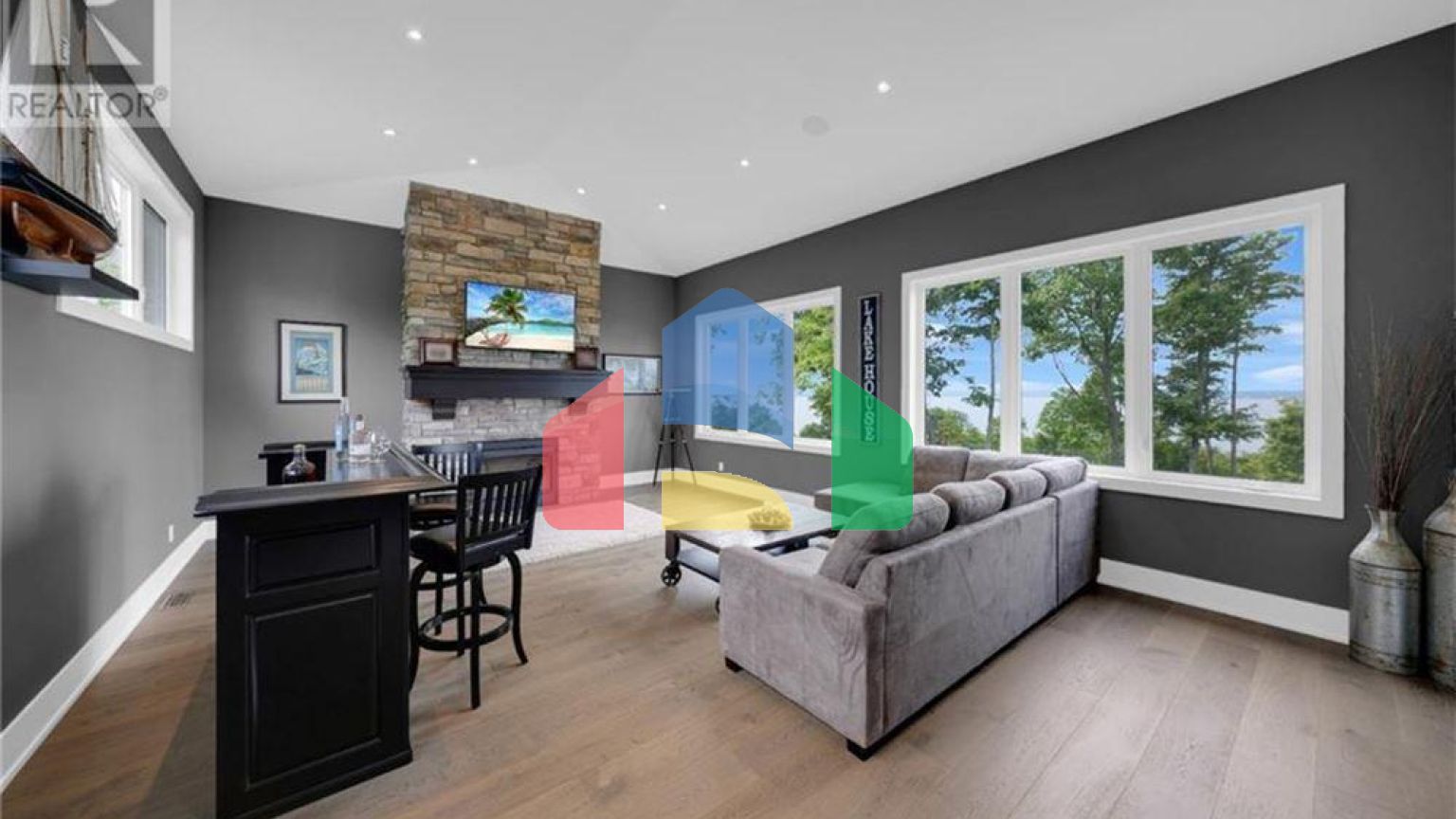 Residential - Single Family Home - Tiny, Canada - Canada