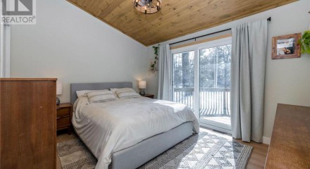 Residential - Single Family Home - Tiny, Canada - Canada