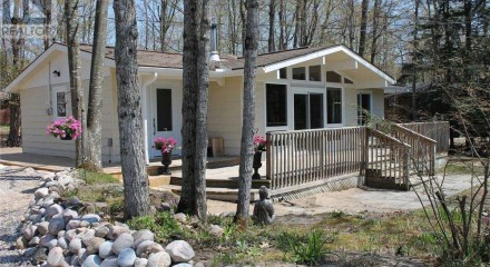 Residential - Single Family Home - Tiny, Canada - Canada