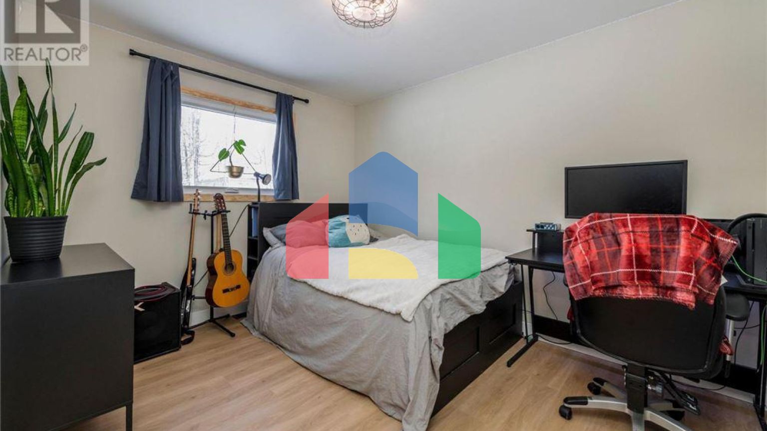 Residential - Single Family Home - Tiny, Canada - Canada