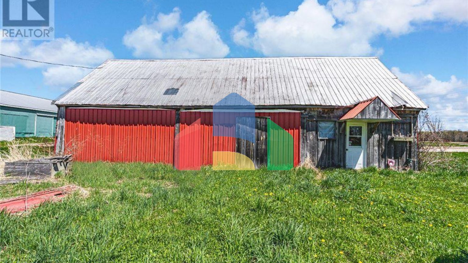 Residential - Single Family Home - Tiny, Canada - Canada