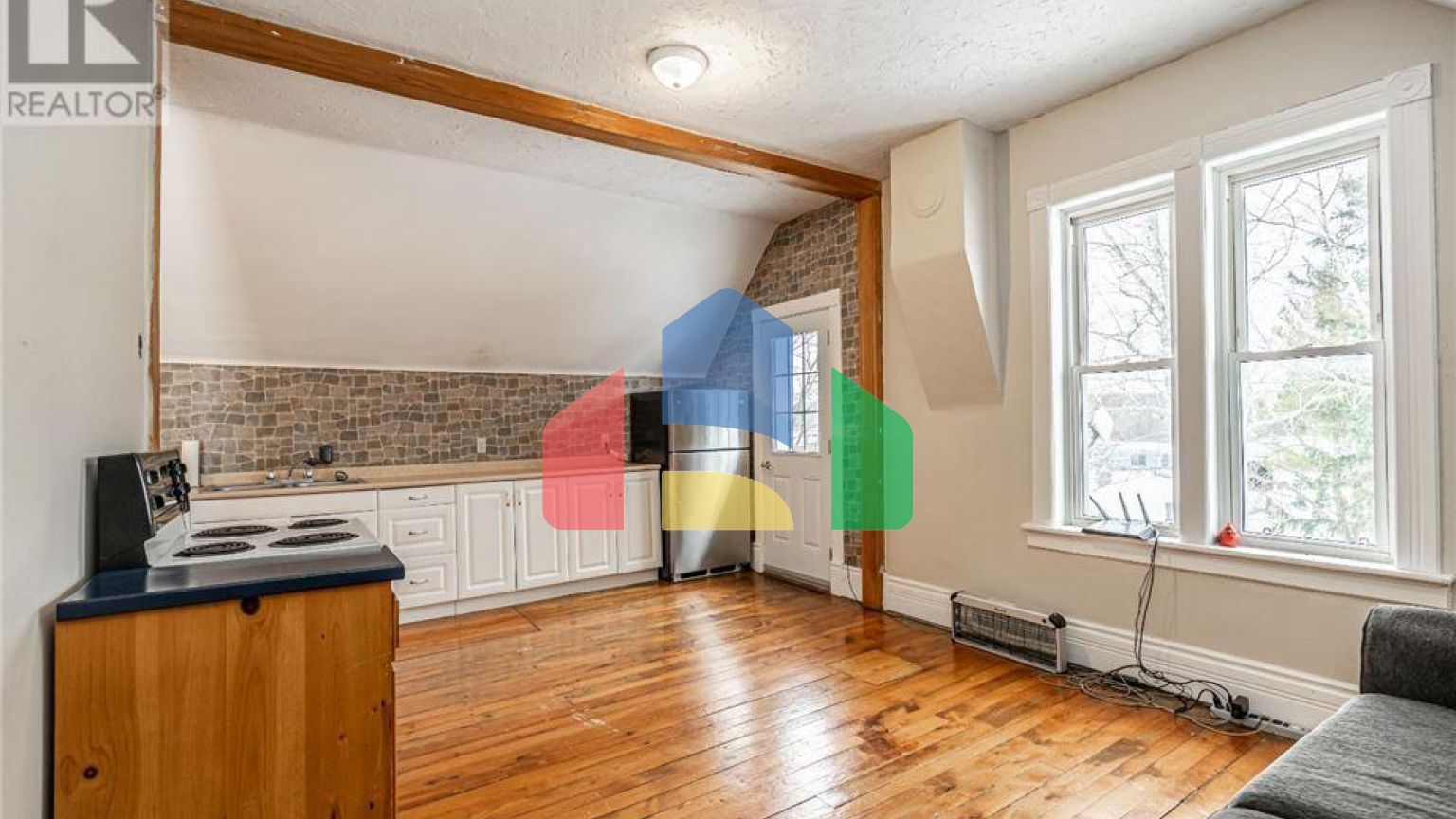 Residential - Single Family Home - Tiny, Canada - Canada