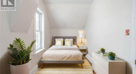 Residential - Single Family Home - Tiny, Canada - Canada