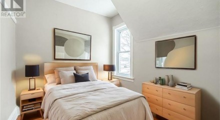 Residential - Single Family Home - Tiny, Canada - Canada