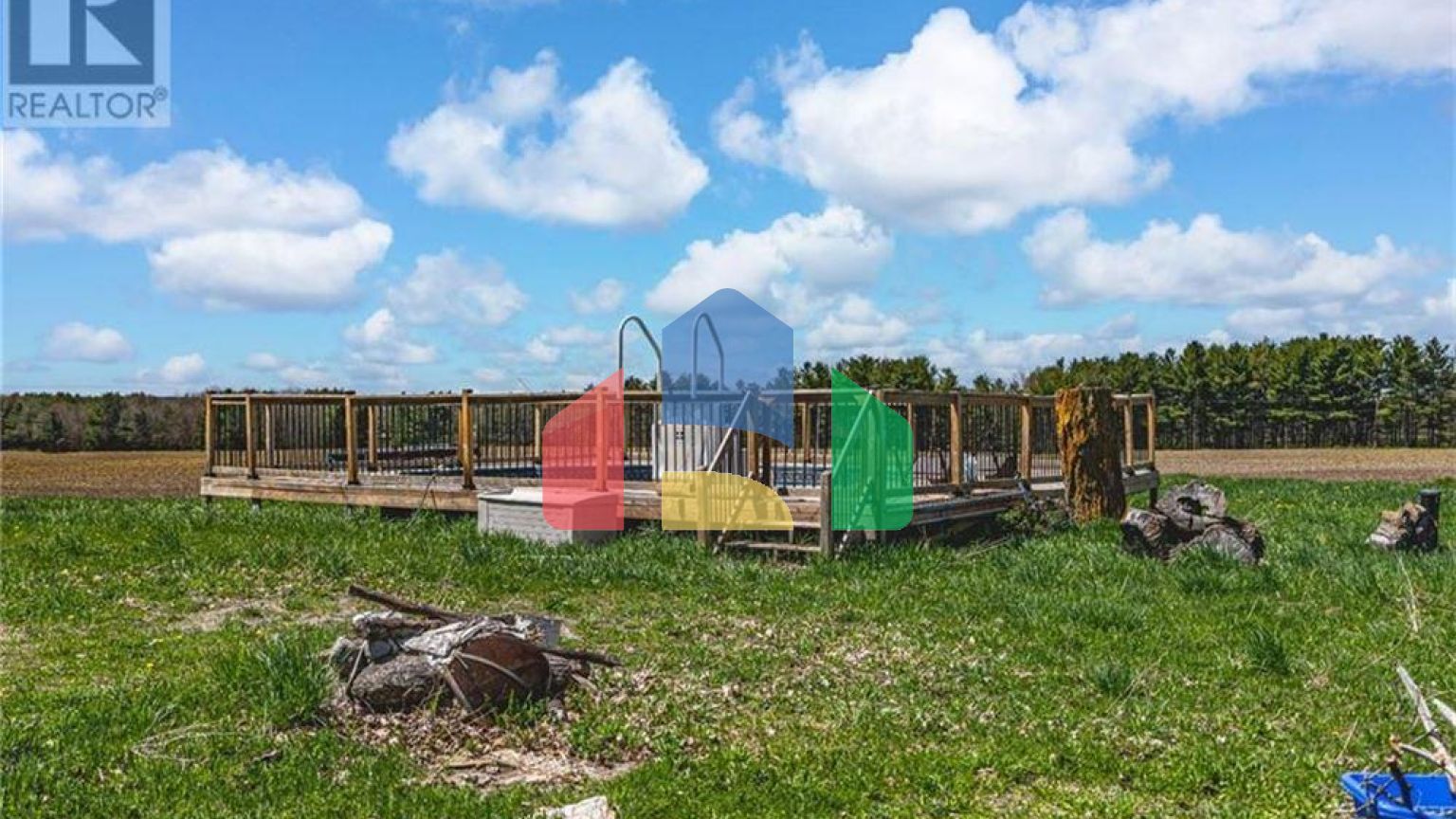 Residential - Single Family Home - Tiny, Canada - Canada