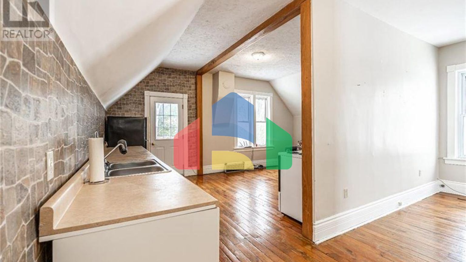 Residential - Single Family Home - Tiny, Canada - Canada