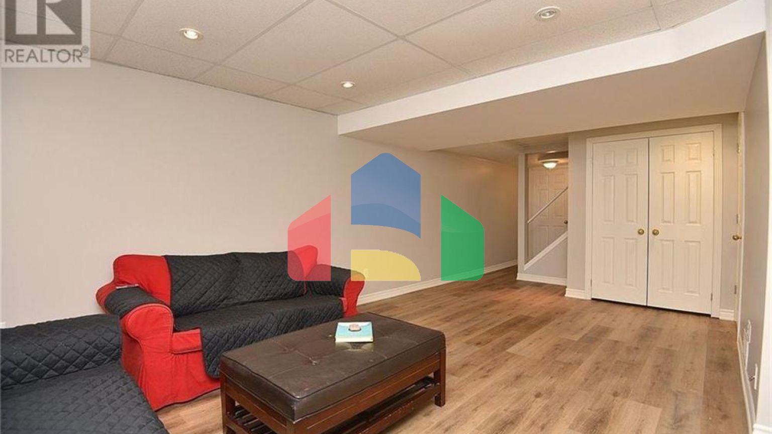 Residential - Condo/Apartment - Stoney Creek, Canada - Canada