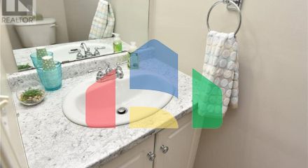 Residential - Condo/Apartment - Stoney Creek, Canada - Canada