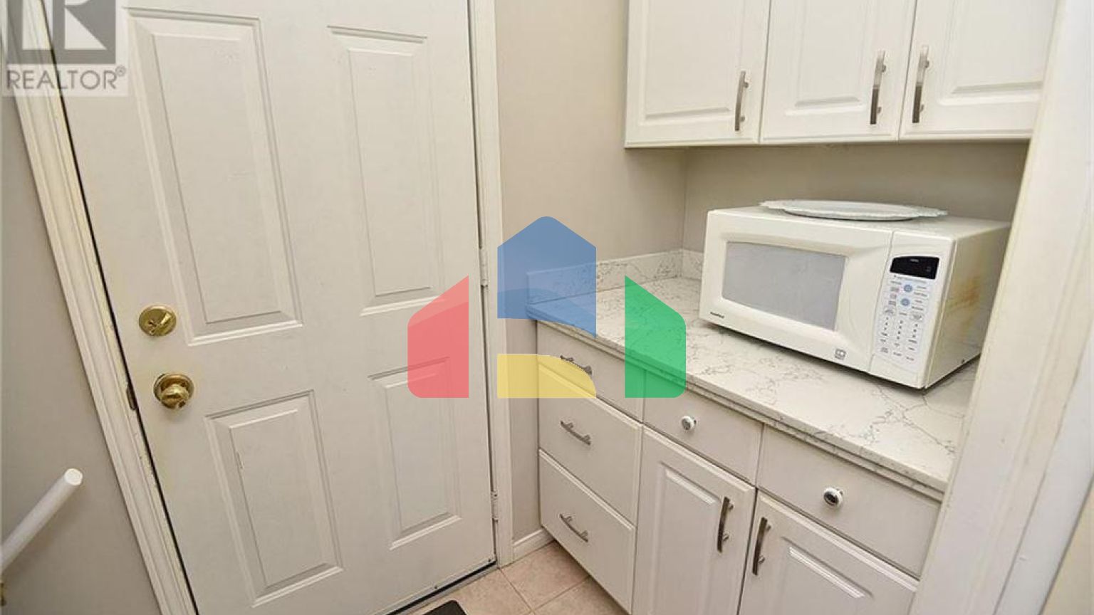 Residential - Condo/Apartment - Stoney Creek, Canada - Canada