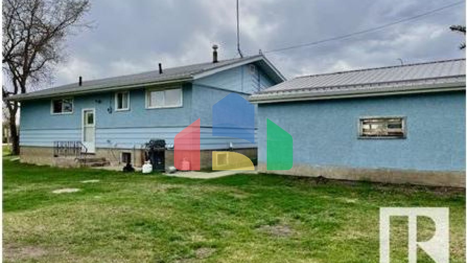 Residential - Single Family Home - Mundare, Canada - Canada