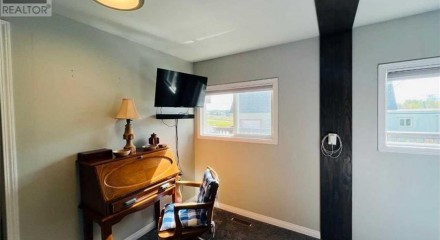 Residential - Single Family Home - Cremona, Canada - Canada