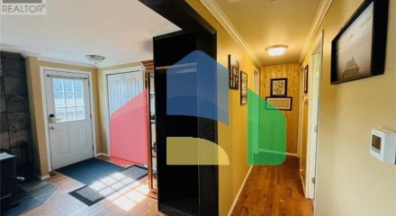 Residential - Single Family Home - Cremona, Canada - Canada