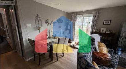 Residential - Single Family Home - Drumheller, Canada - Canada