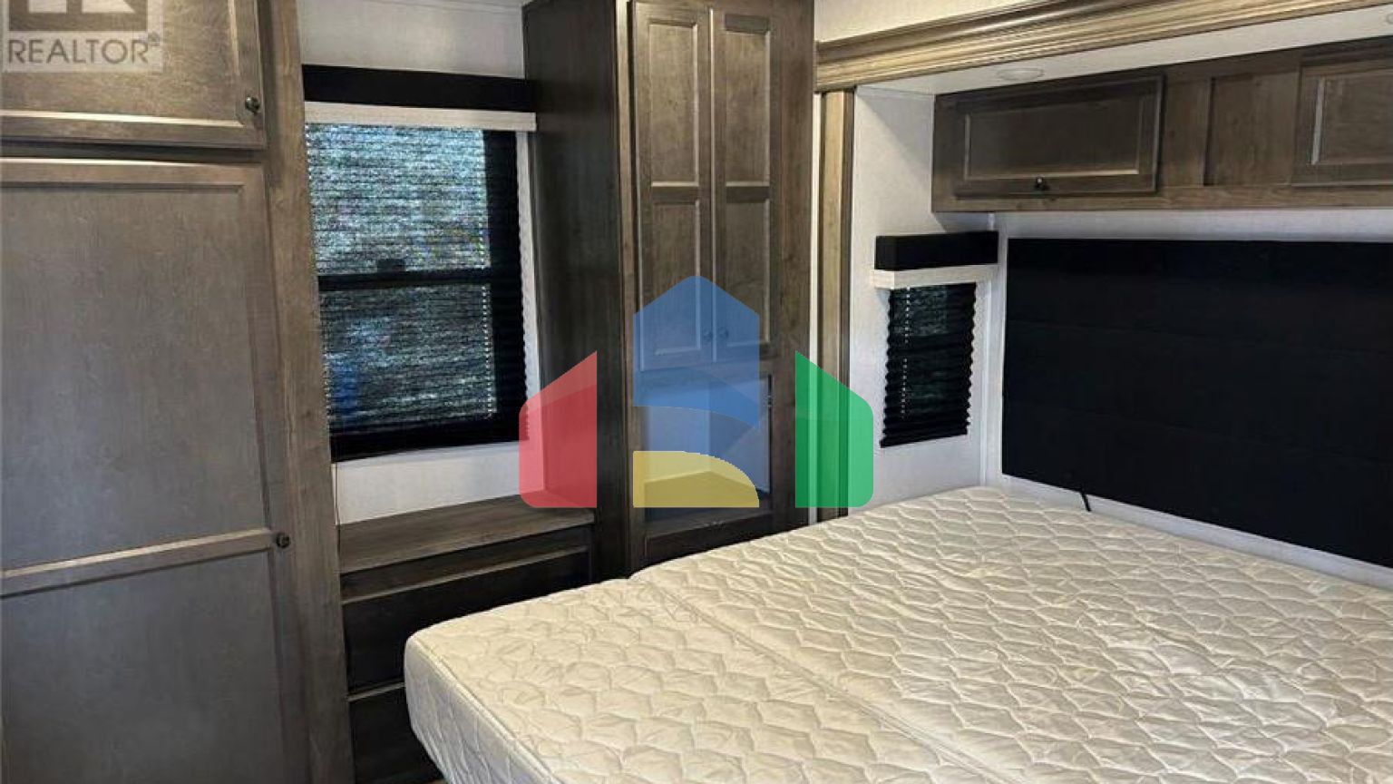 Residential - Single Family Home - Big River, Canada - Canada