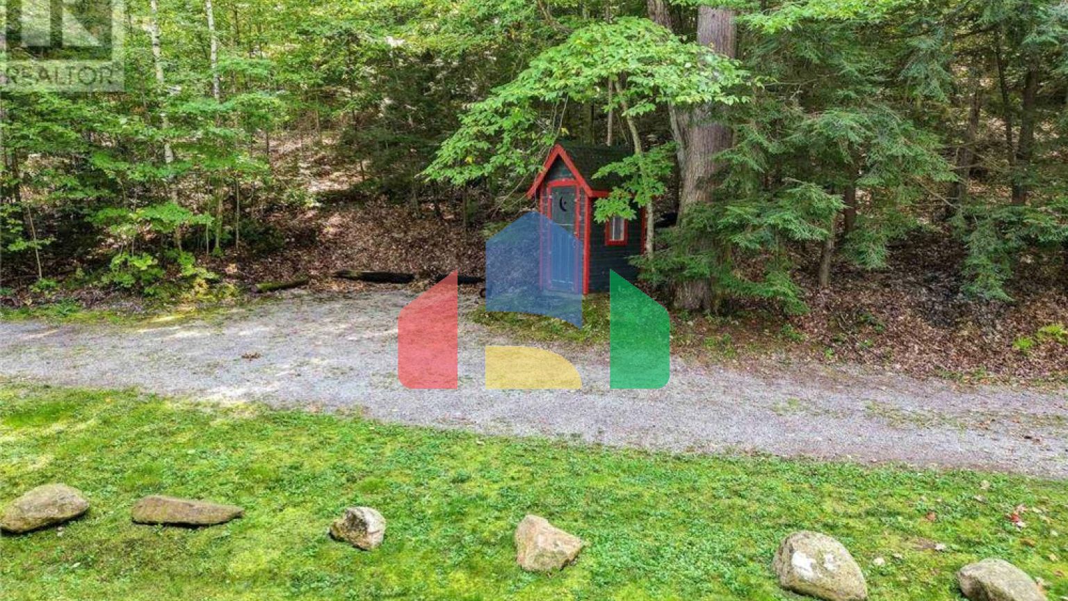 Residential - Single Family Home - Selwyn, Canada - Canada