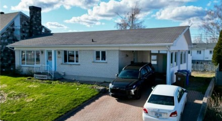Residential - Bungalow - Baie-Comeau (Mingan), Canada - Canada