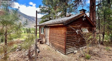 Residential - Single Family Home - Cawston, Canada - Canada