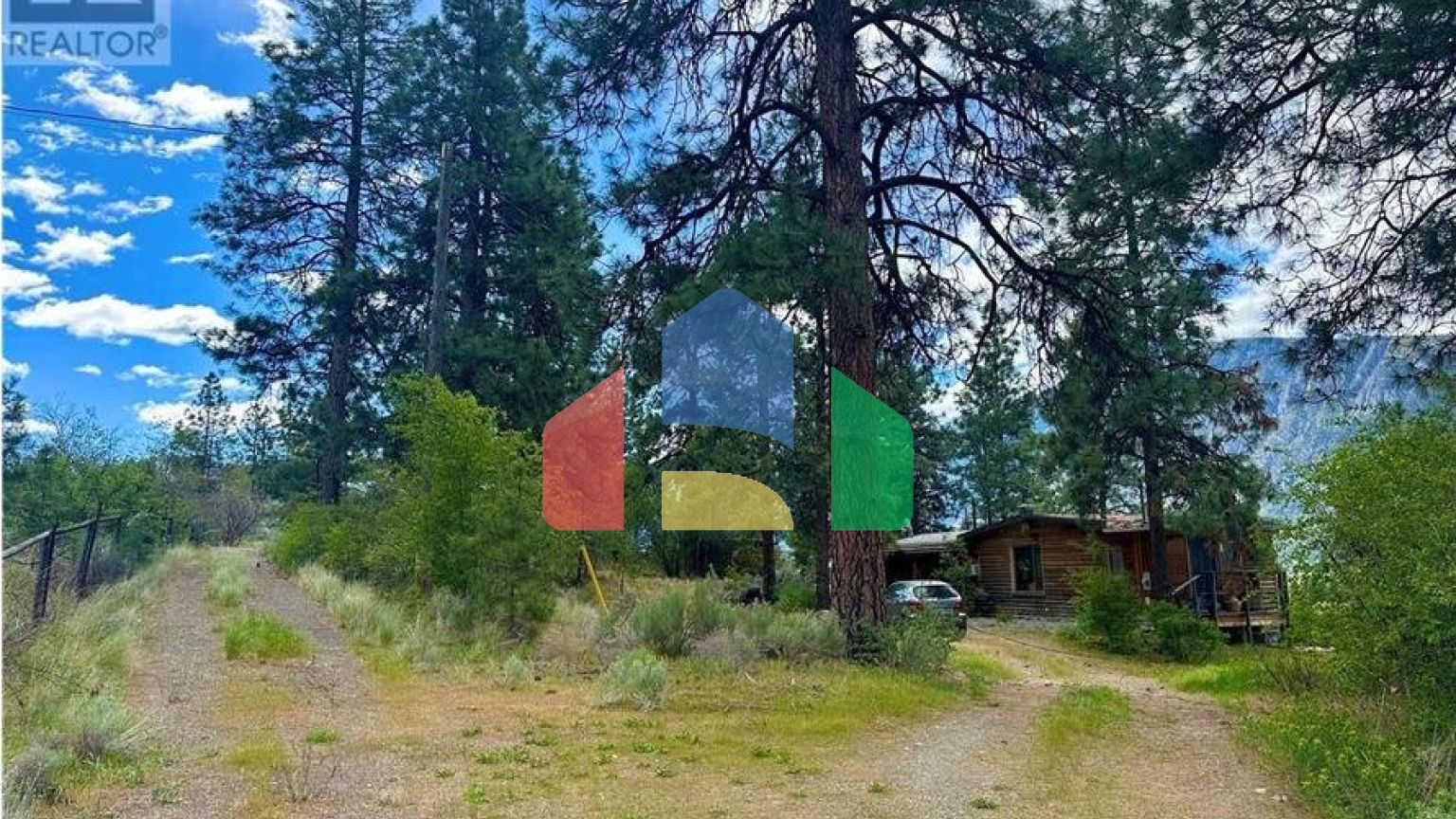 Residential - Single Family Home - Cawston, Canada - Canada