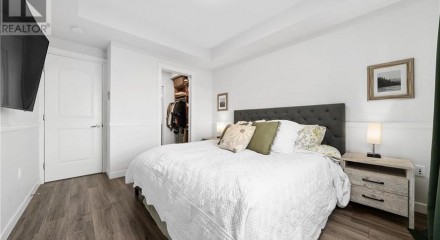 Residential - Condo/Apartment - Pitt Meadows, Canada - Canada