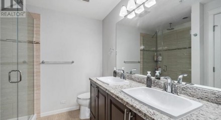 Residential - Condo/Apartment - Pitt Meadows, Canada - Canada