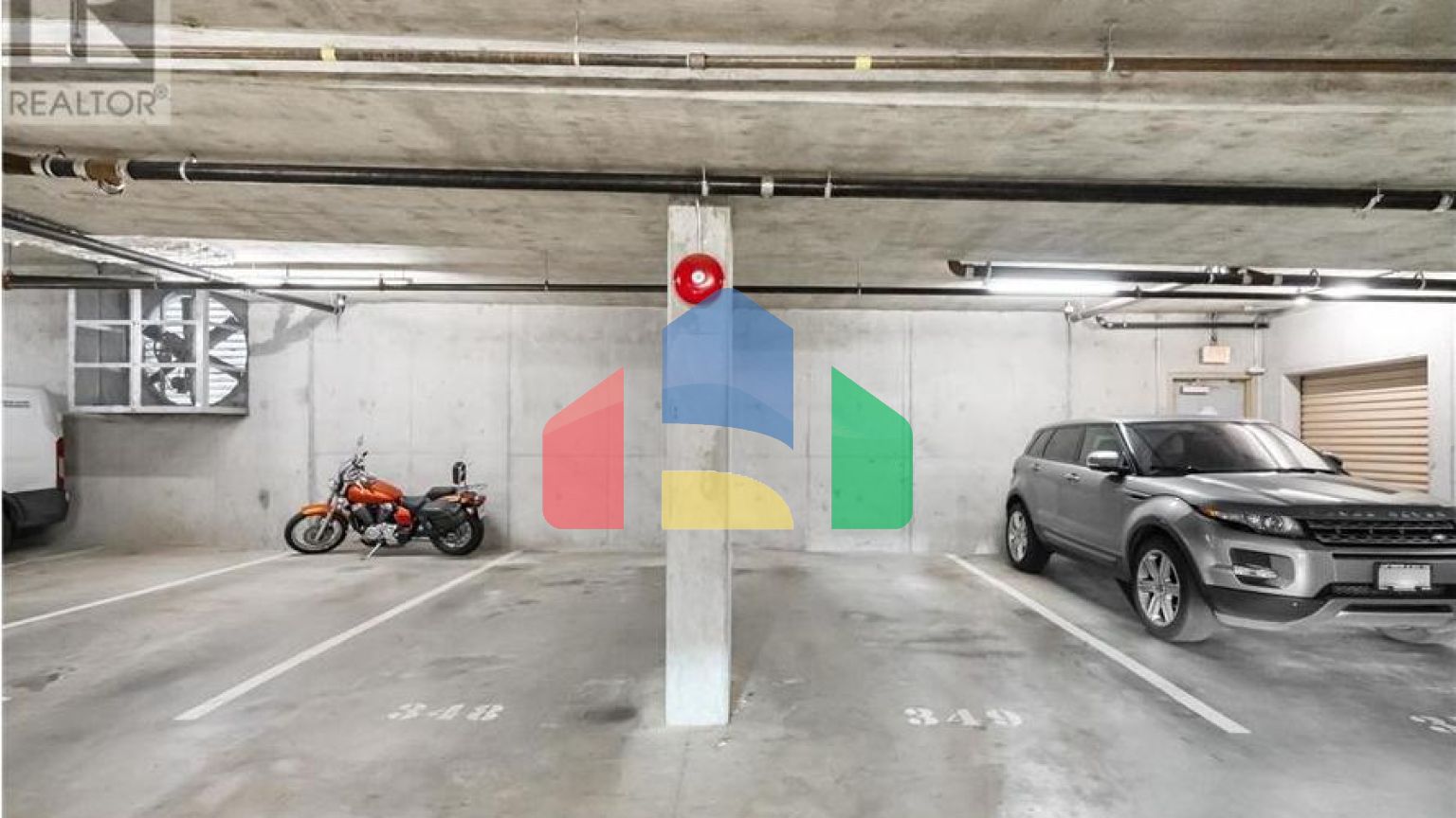 Residential - Condo/Apartment - Pitt Meadows, Canada - Canada