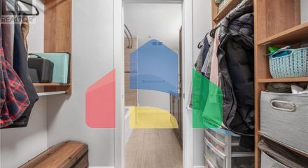 Residential - Condo/Apartment - Pitt Meadows, Canada - Canada