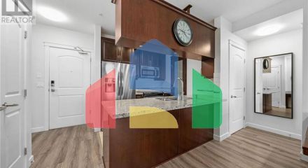 Residential - Condo/Apartment - Pitt Meadows, Canada - Canada