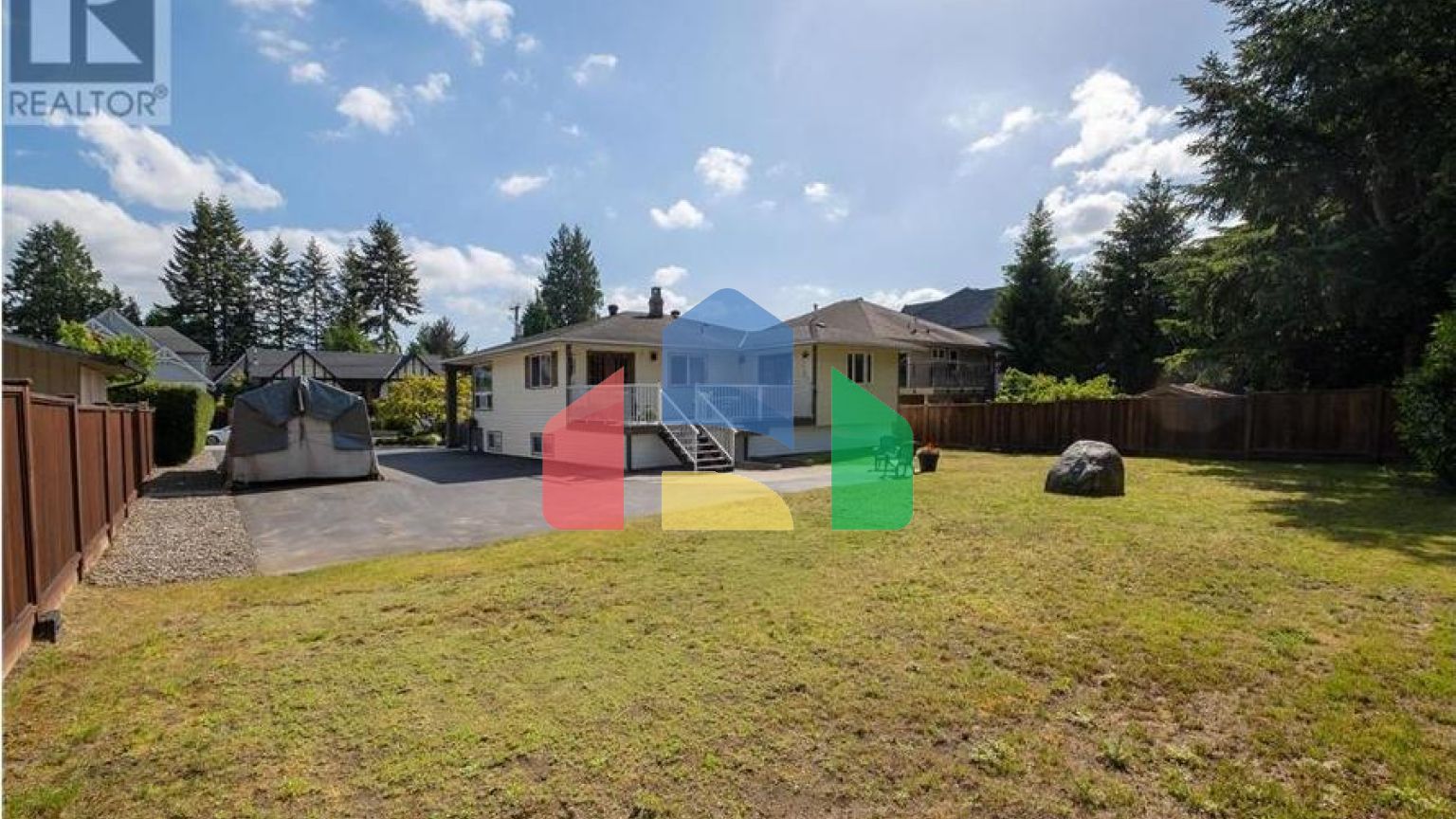 Residential - Single Family Home - Pitt Meadows, Canada - Canada