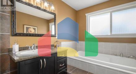 Residential - Single Family Home - Pitt Meadows, Canada - Canada