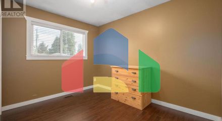 Residential - Single Family Home - Pitt Meadows, Canada - Canada