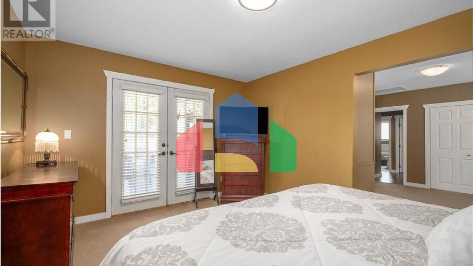 Residential - Single Family Home - Pitt Meadows, Canada - Canada