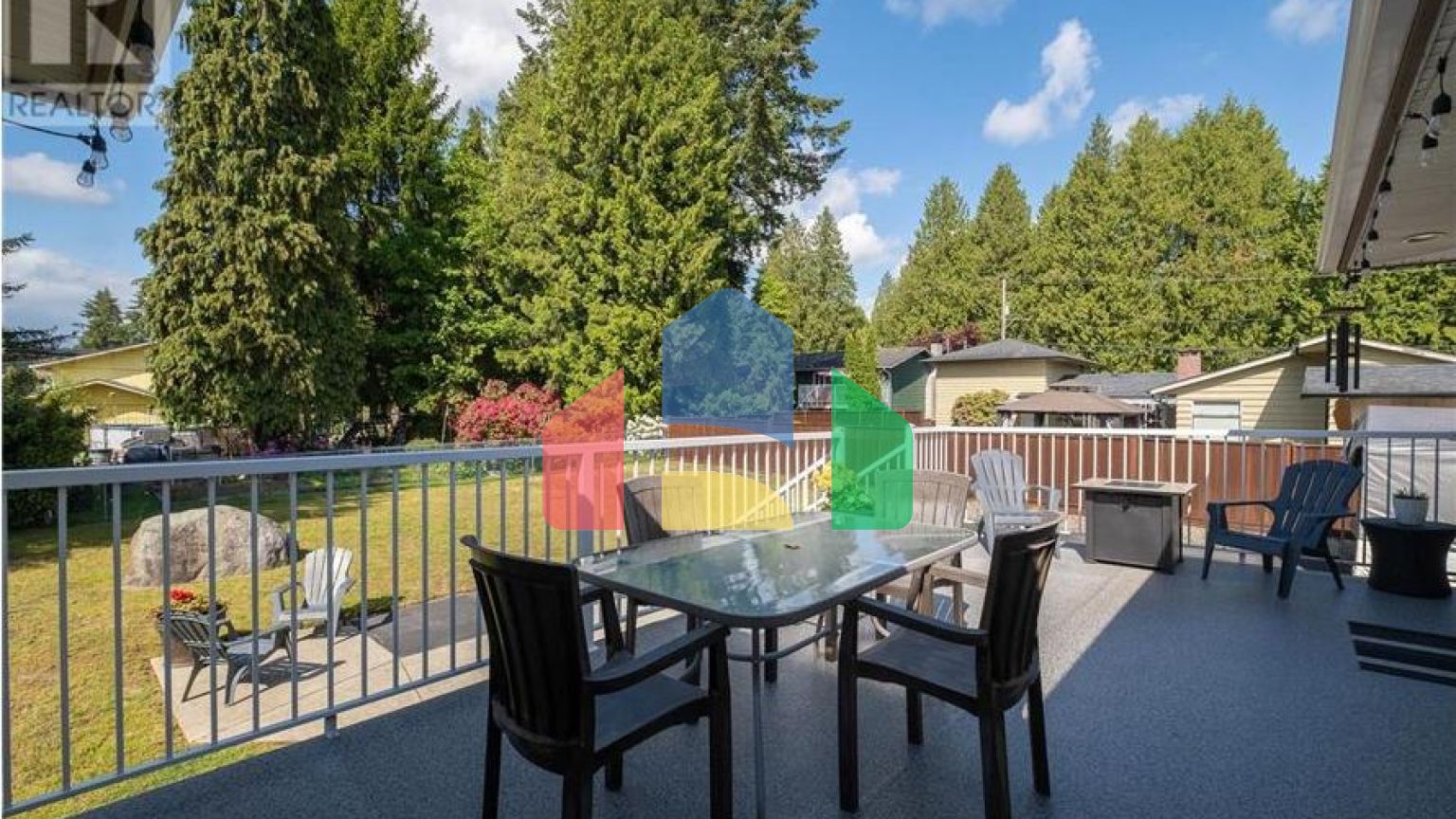 Residential - Single Family Home - Pitt Meadows, Canada - Canada