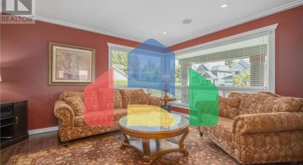 Residential - Single Family Home - Pitt Meadows, Canada - Canada