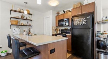 Residential - Single Family Home - Mitchell, Canada - Canada