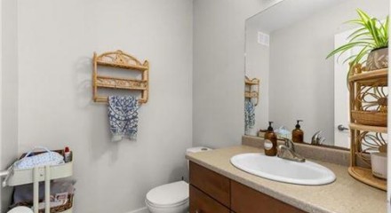 Residential - Single Family Home - Mitchell, Canada - Canada