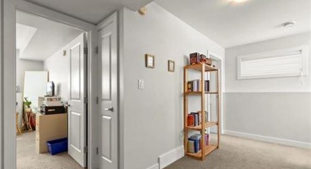 Residential - Single Family Home - Mitchell, Canada - Canada