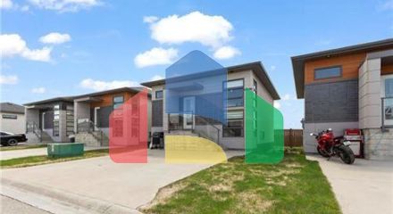 Residential - Single Family Home - Mitchell, Canada - Canada