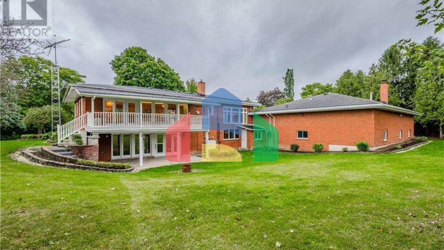 Residential - Single Family Home - Mitchell, Canada - Canada