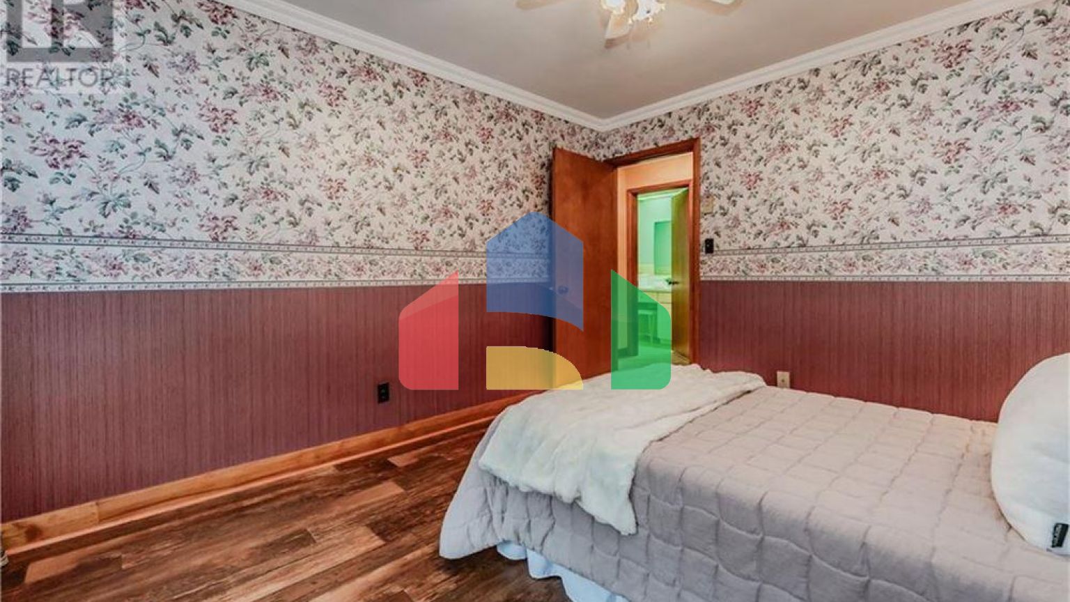 Residential - Single Family Home - Mitchell, Canada - Canada