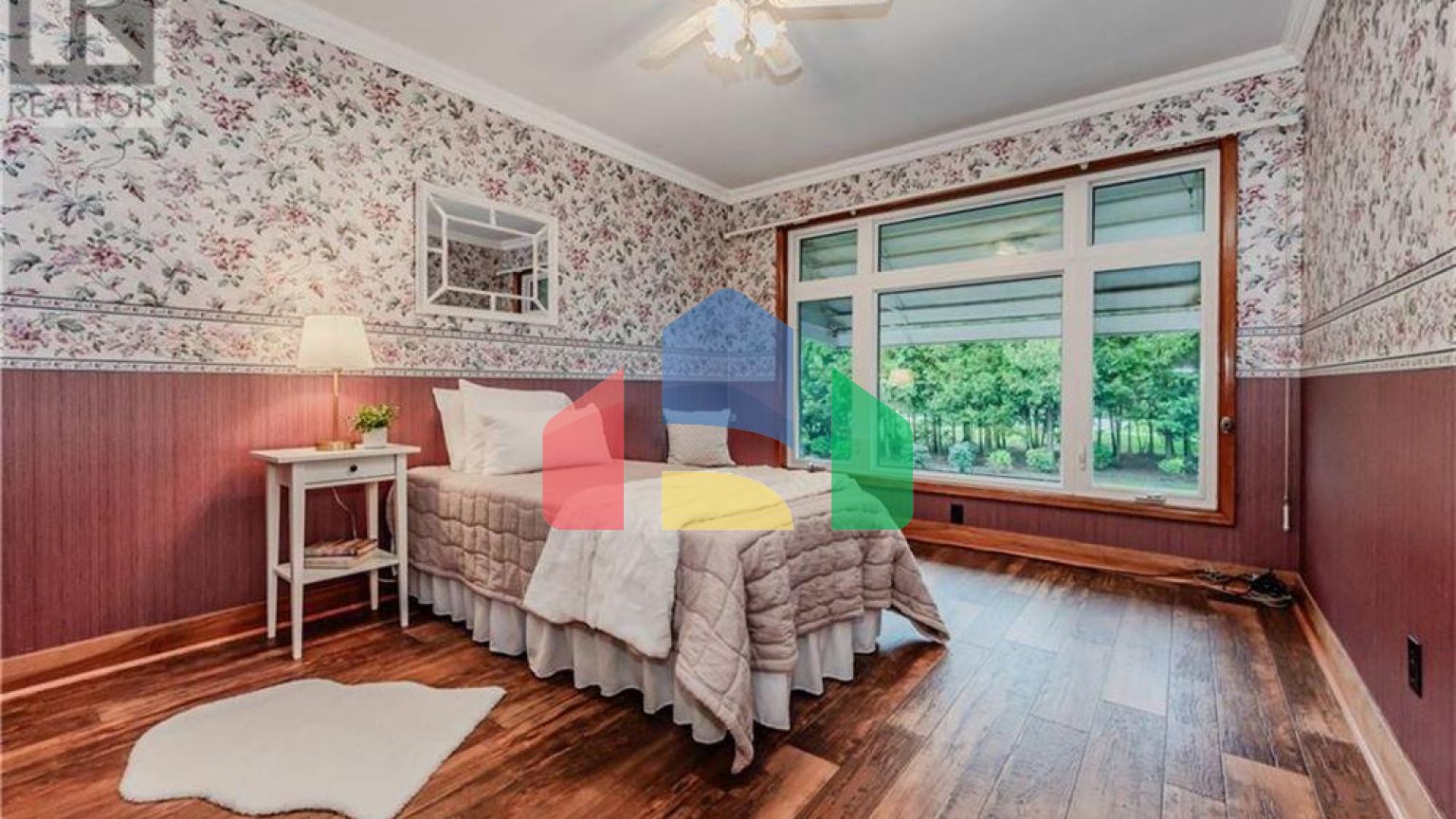 Residential - Single Family Home - Mitchell, Canada - Canada