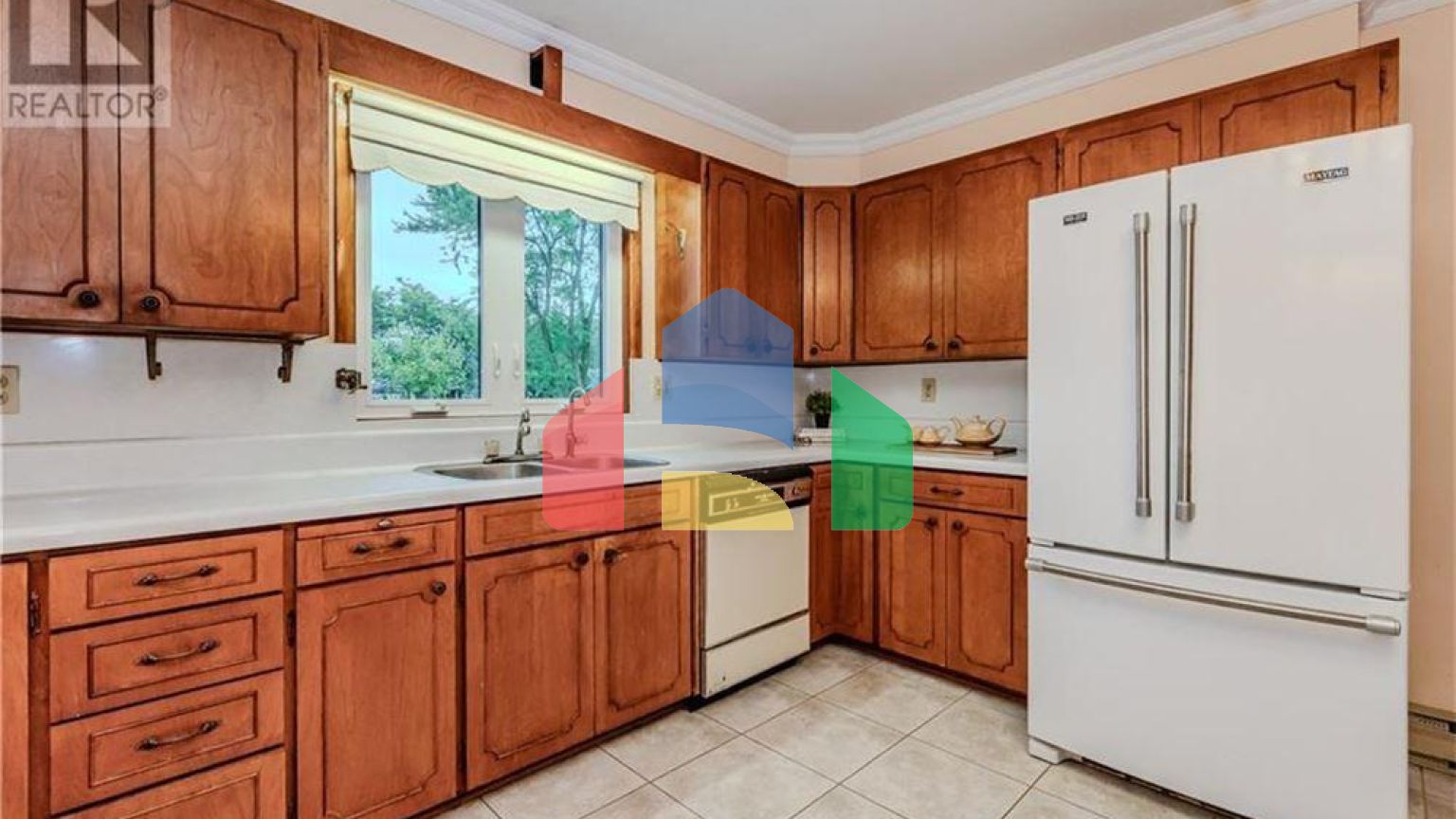 Residential - Single Family Home - Mitchell, Canada - Canada