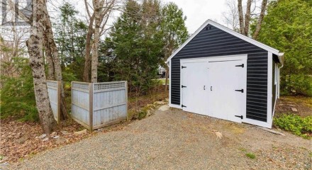 Residential - Single Family Home - Grand Bay-Westfield, Canada - Canada